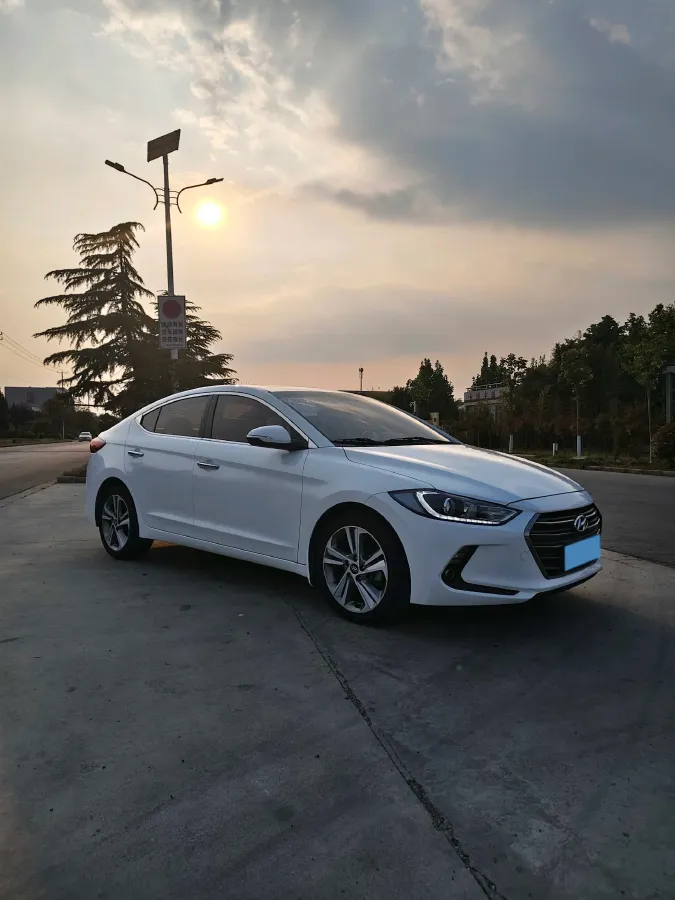 2016 Hyundai Elantra 1.6L 130HP L4 6AT,autocango,china used car exporter,china ev exporter,chinese used car exporter,chinese used ev exporter