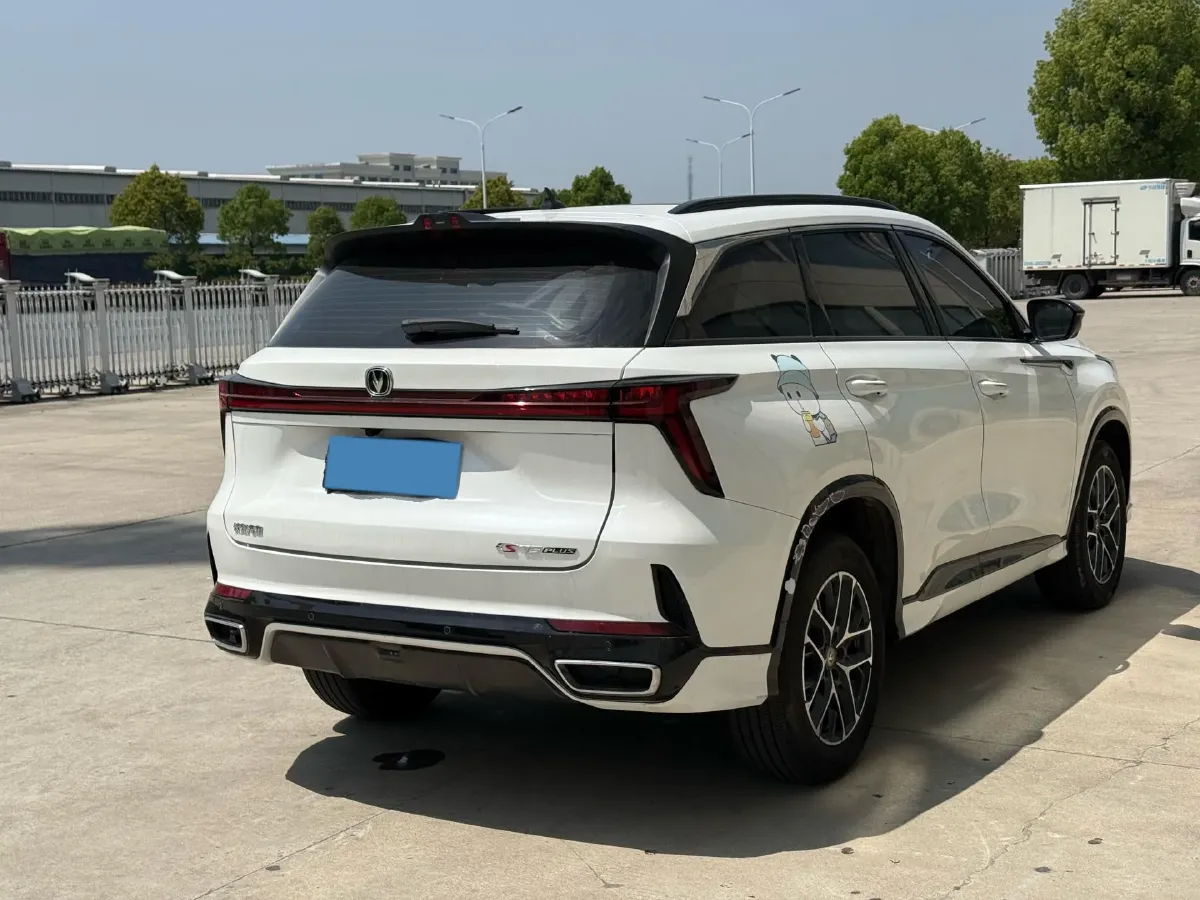 2024 ChangAn CS75 Plus 1.5T 188HP L4 8AT,autocango,china used car exporter,china ev exporter,chinese used car exporter,chinese used ev exporter