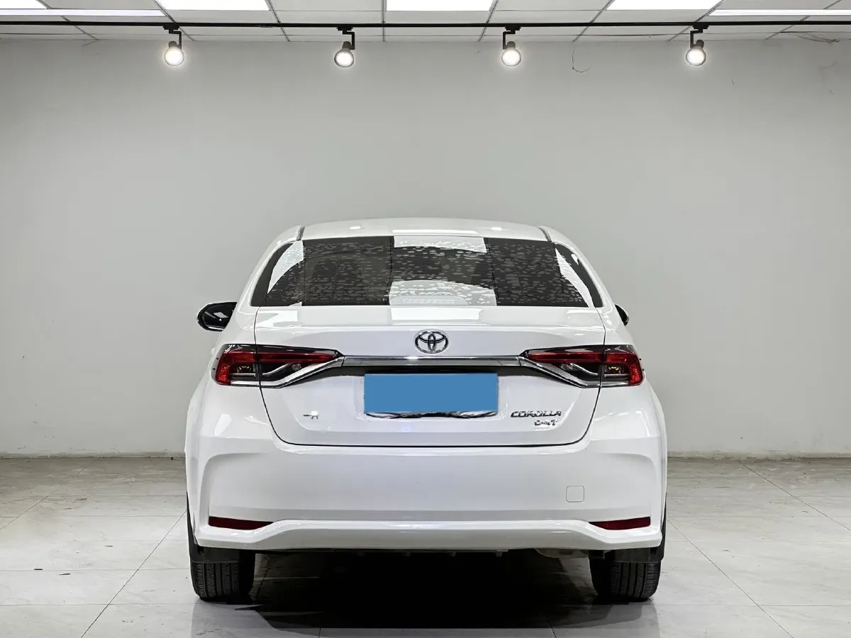 2021 Toyota Corolla 1.2T 116HP L4 CVT,autocango,china used car exporter,china ev exporter,chinese used car exporter,chinese used ev exporter