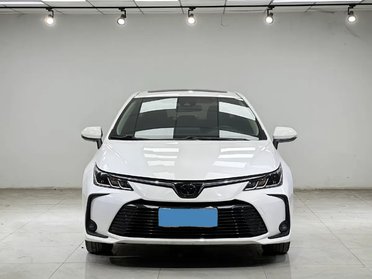 2021 Toyota Corolla 1.2T 116HP L4 CVT,autocango,china used car exporter,china ev exporter,chinese used car exporter,chinese used ev exporter