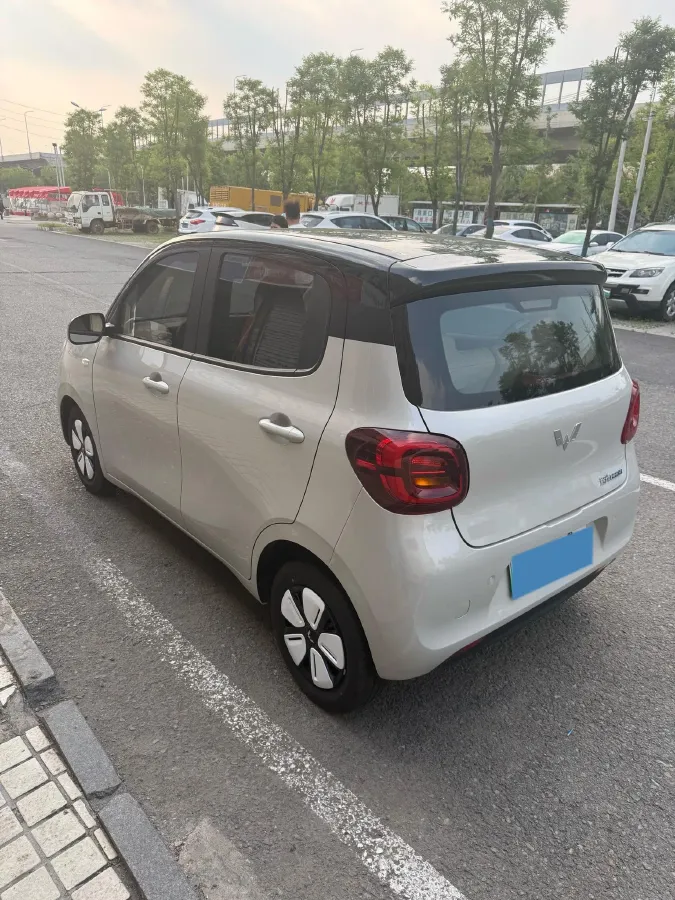 2025 WuLing HongGuang MINI EV BEV 16.2KWH,autocango,china used car exporter,china ev exporter,chinese used car exporter,chinese used ev exporter