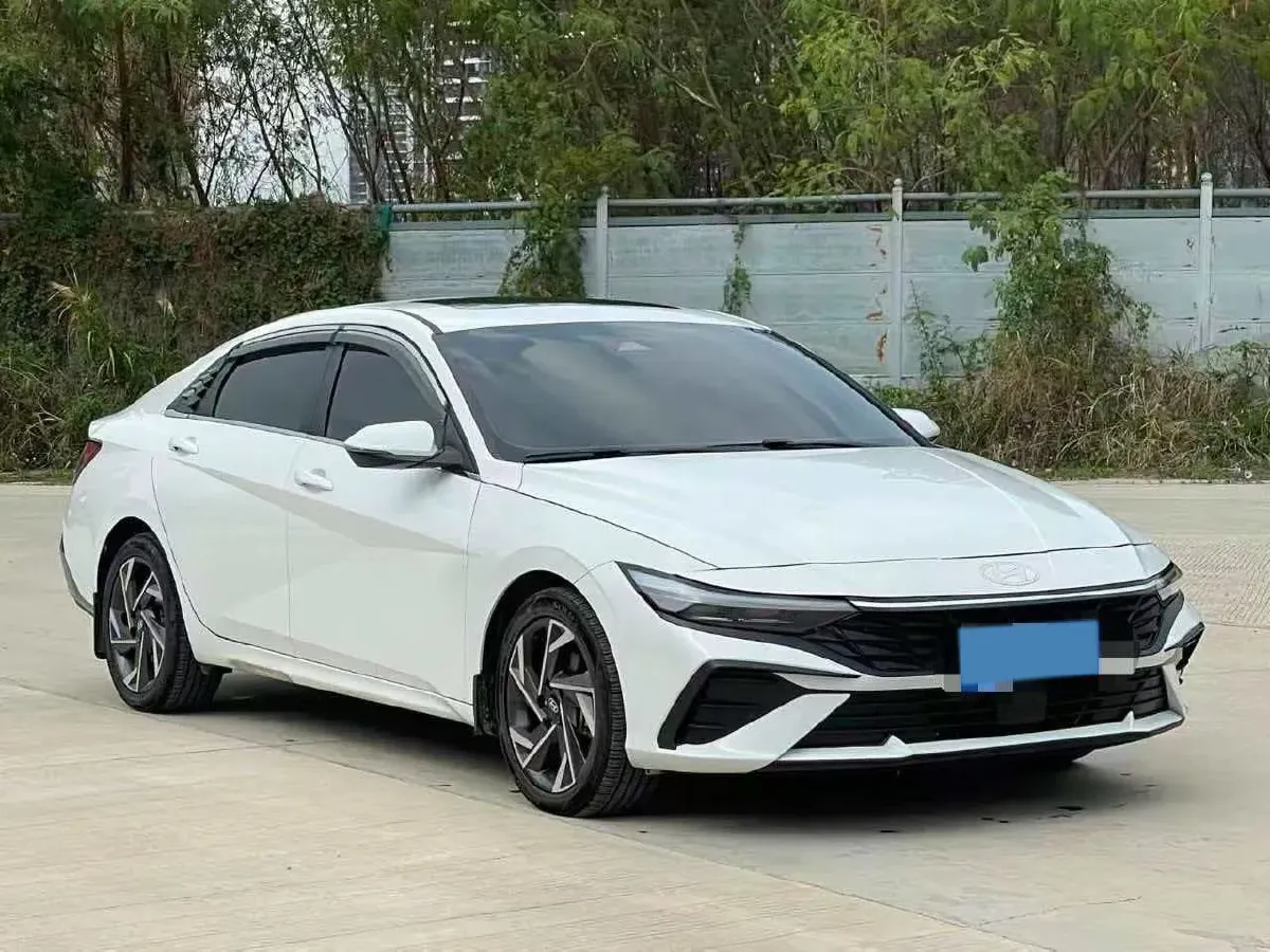 2022 Hyundai Elantra 1.5L 115HP L4 CVT,autocango,china used car exporter,china ev exporter,chinese used car exporter,chinese used ev exporter