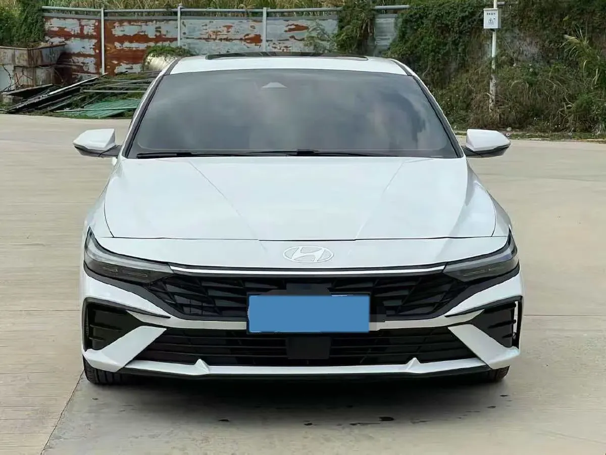 2022 Hyundai Elantra 1.5L 115HP L4 CVT,autocango,china used car exporter,china ev exporter,chinese used car exporter,chinese used ev exporter