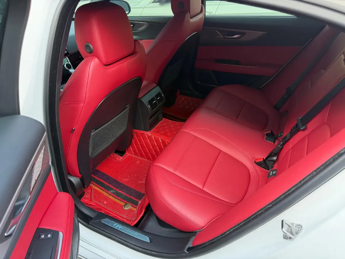 2024 Jaguar XEL 2.0T 250HP L4 8AT,autocango,china used car exporter,china ev exporter,chinese used car exporter,chinese used ev exporter