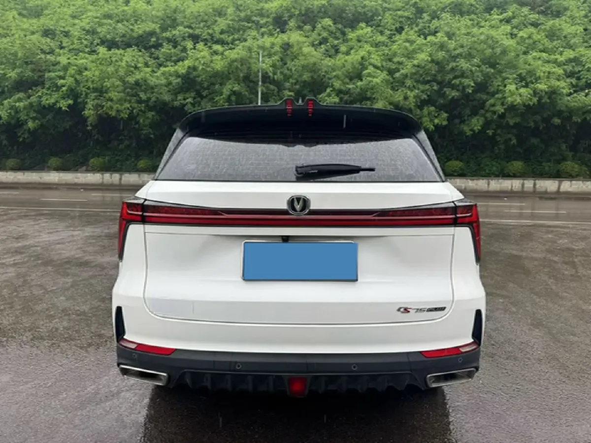 2022 ChangAn CS75 Plus 1.5T 188HP L4 8AT,autocango,china used car exporter,china ev exporter,chinese used car exporter,chinese used ev exporter
