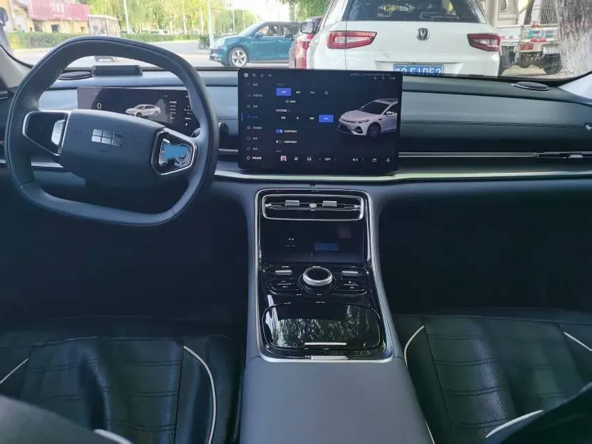 2025 Geely Galaxy A7 1.5L 112HP L4 1DHT PHEV,autocango,china used car exporter,china ev exporter,chinese used car exporter,chinese used ev exporter