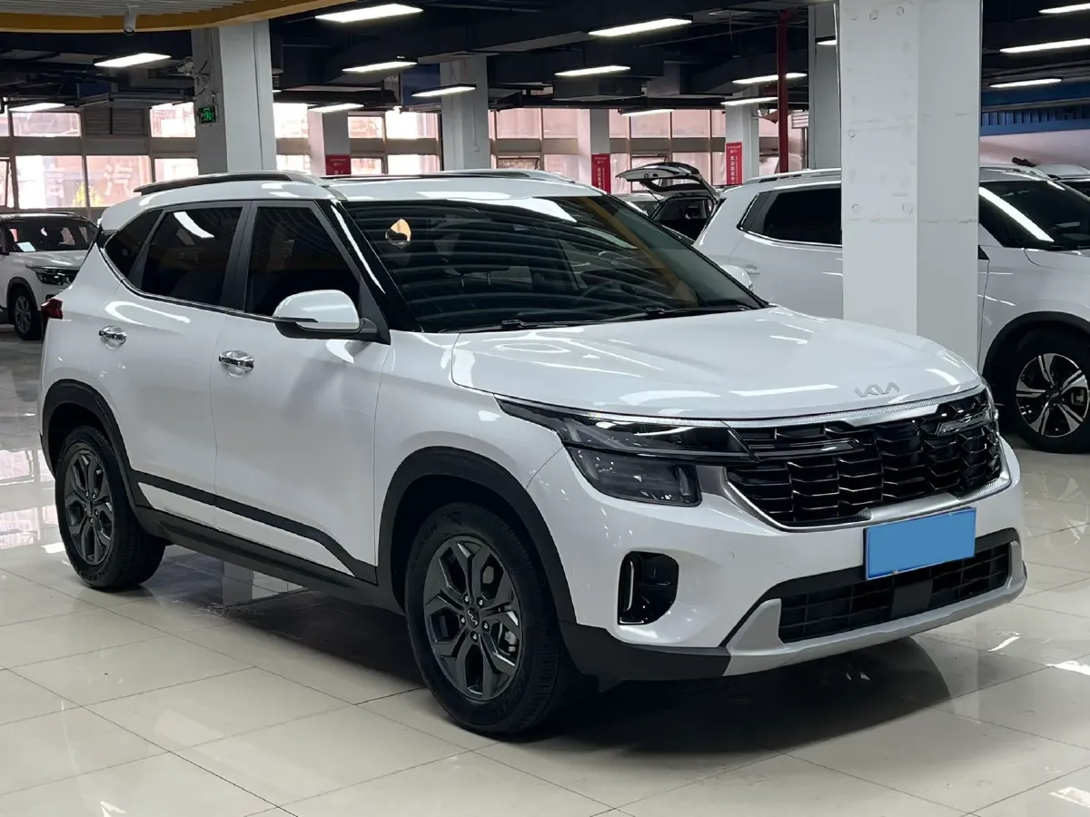 2023 Kia Seltos 1.5L 115HP L4 CVT,autocango,china used car exporter,china ev exporter,chinese used car exporter,chinese used ev exporter