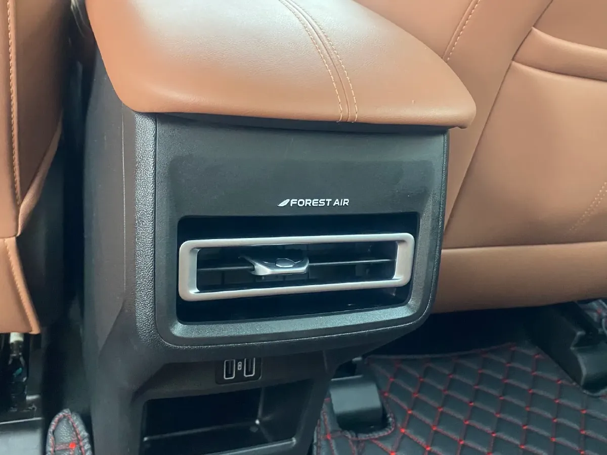 2024 ChangAn UNI-Z 1.5L 98HP L4 E-CVT PHEV 18.4KWH,autocango,china used car exporter,china ev exporter,chinese used car exporter,chinese used ev exporter