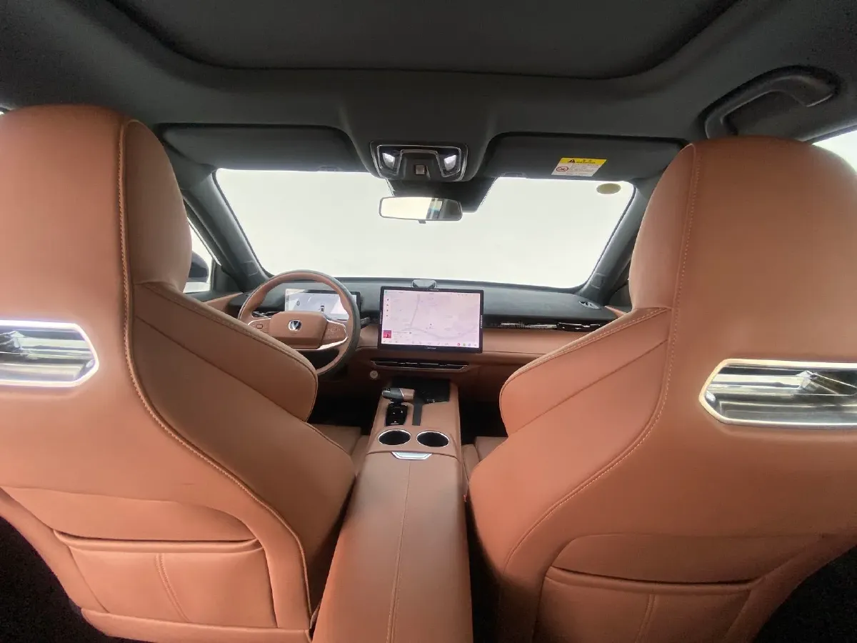 2024 ChangAn UNI-Z 1.5L 98HP L4 E-CVT PHEV 18.4KWH,autocango,china used car exporter,china ev exporter,chinese used car exporter,chinese used ev exporter