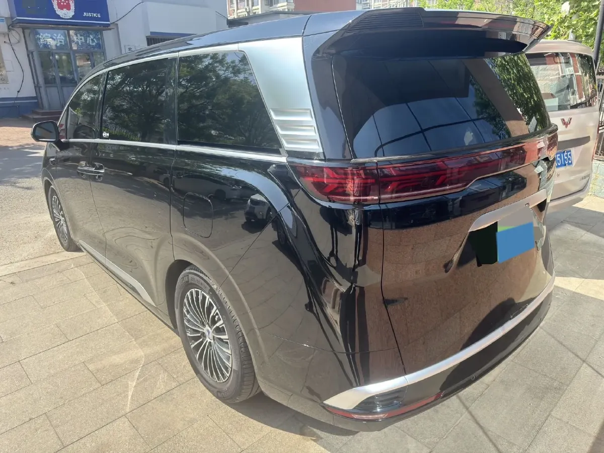 2025 Denza D9 1.5T 156HP L4 E-CVT PHEV 40KWH,autocango,china used car exporter,china ev exporter,chinese used car exporter,chinese used ev exporter