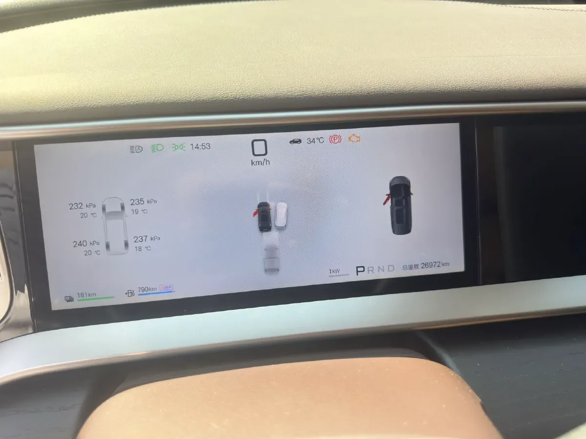 2025 Denza D9 1.5T 156HP L4 E-CVT PHEV 40KWH,autocango,china used car exporter,china ev exporter,chinese used car exporter,chinese used ev exporter