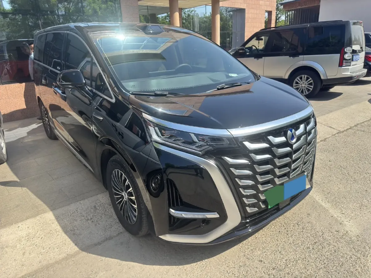 2025 Denza D9 1.5T 156HP L4 E-CVT PHEV 40KWH,autocango,china used car exporter,china ev exporter,chinese used car exporter,chinese used ev exporter