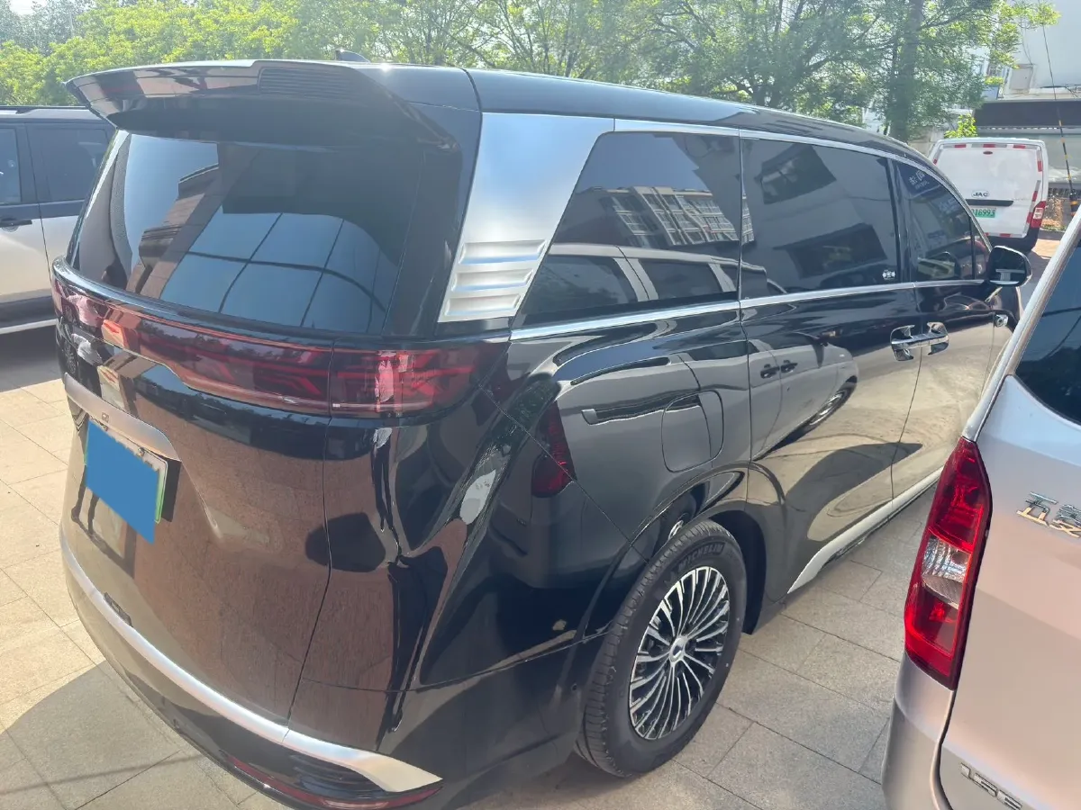 2025 Denza D9 1.5T 156HP L4 E-CVT PHEV 40KWH,autocango,china used car exporter,china ev exporter,chinese used car exporter,chinese used ev exporter