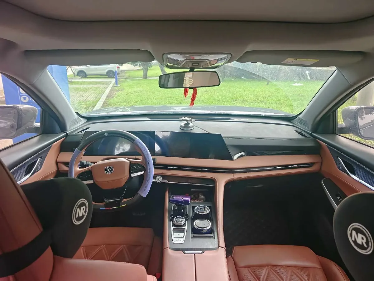 2023 ChangAn CS75 Plus 1.5T 188HP L4 8AT,autocango,china used car exporter,china ev exporter,chinese used car exporter,chinese used ev exporter