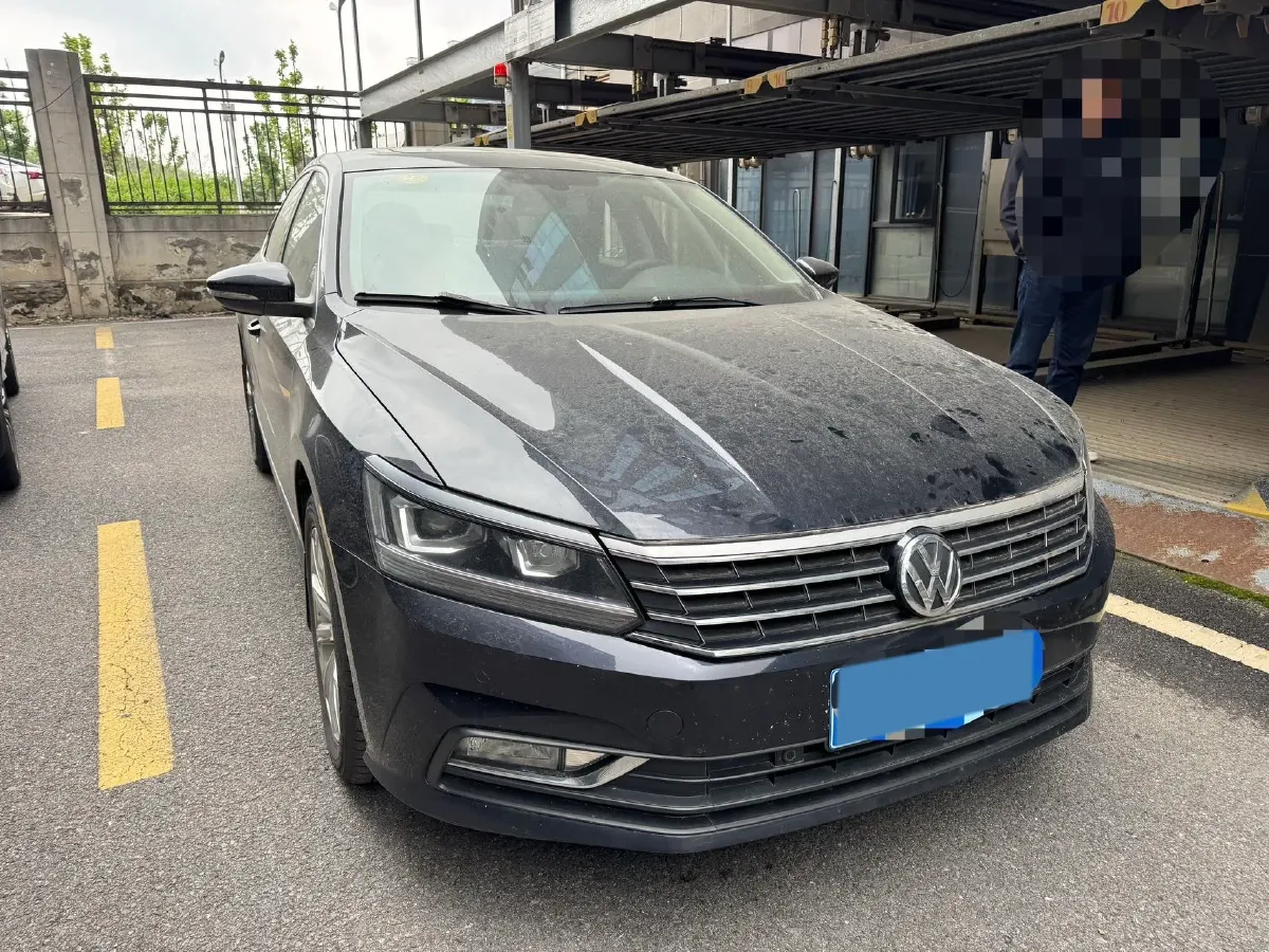2016 Volkswagen Passat 1.8T 180HP L4 7DCT,autocango,china used car exporter,china ev exporter,chinese used car exporter,chinese used ev exporter