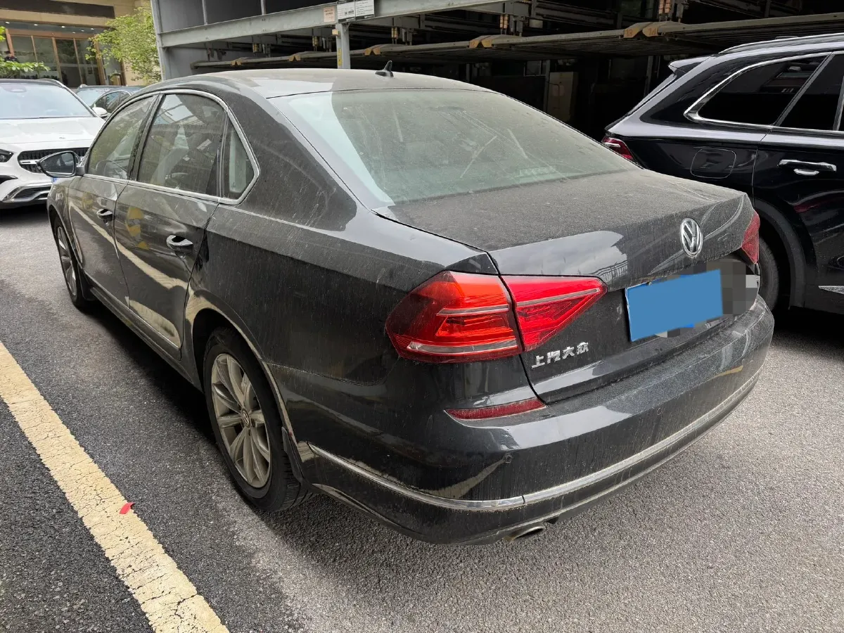 2016 Volkswagen Passat 1.8T 180HP L4 7DCT,autocango,china used car exporter,china ev exporter,chinese used car exporter,chinese used ev exporter