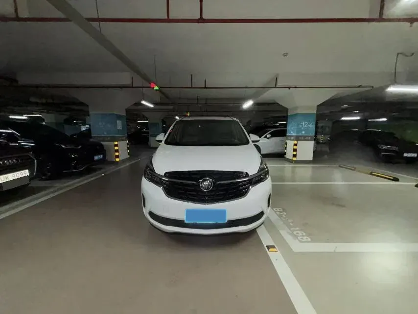 2021 Buick GL8 2.0T 237HP L4 9AT,autocango,china used car exporter,china ev exporter,chinese used car exporter,chinese used ev exporter