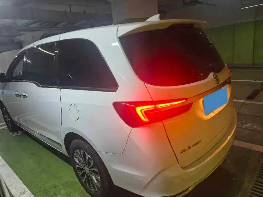 2021 Buick GL8 2.0T 237HP L4 9AT,autocango,china used car exporter,china ev exporter,chinese used car exporter,chinese used ev exporter