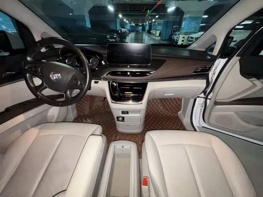 2021 Buick GL8 2.0T 237HP L4 9AT,autocango,china used car exporter,china ev exporter,chinese used car exporter,chinese used ev exporter