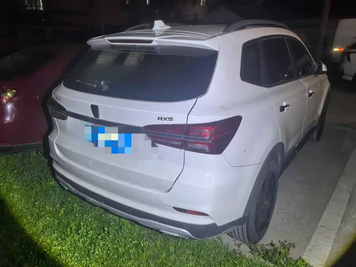 2020 Roewe i6 1.5T 169HP L4 7DCT,autocango,china used car exporter,china ev exporter,chinese used car exporter,chinese used ev exporter