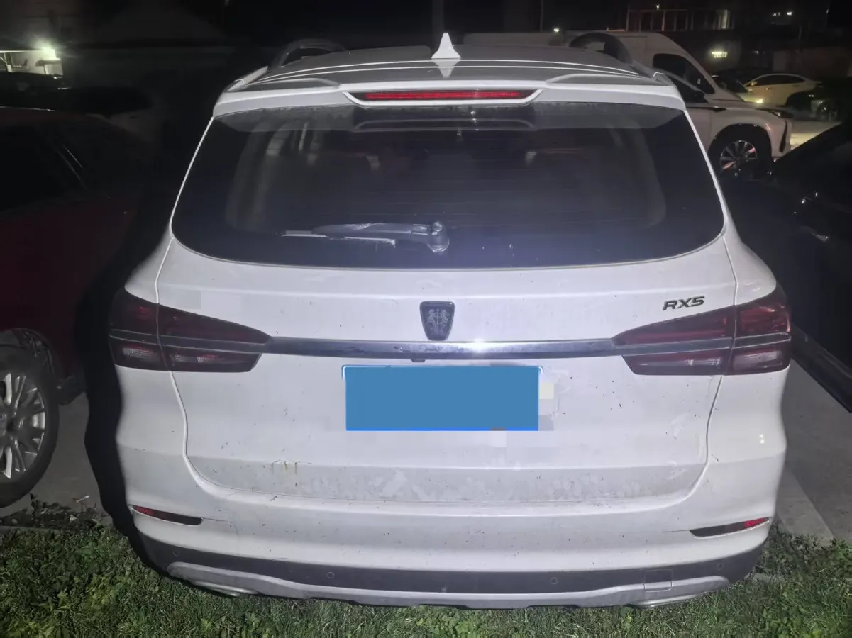 2020 Roewe i6 1.5T 169HP L4 7DCT,autocango,china used car exporter,china ev exporter,chinese used car exporter,chinese used ev exporter