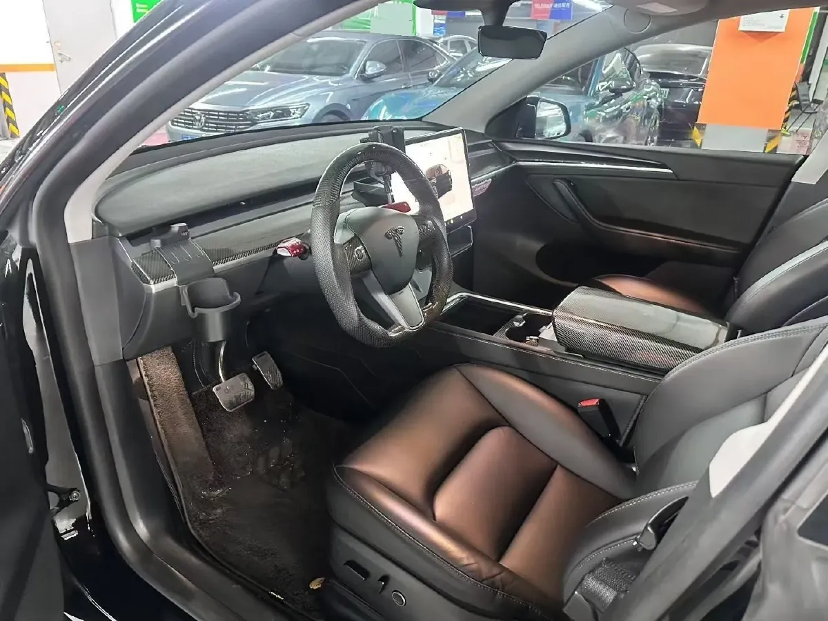 2022 Tesla Model Y BEV 60KWH,autocango,china used car exporter,china ev exporter,chinese used car exporter,chinese used ev exporter