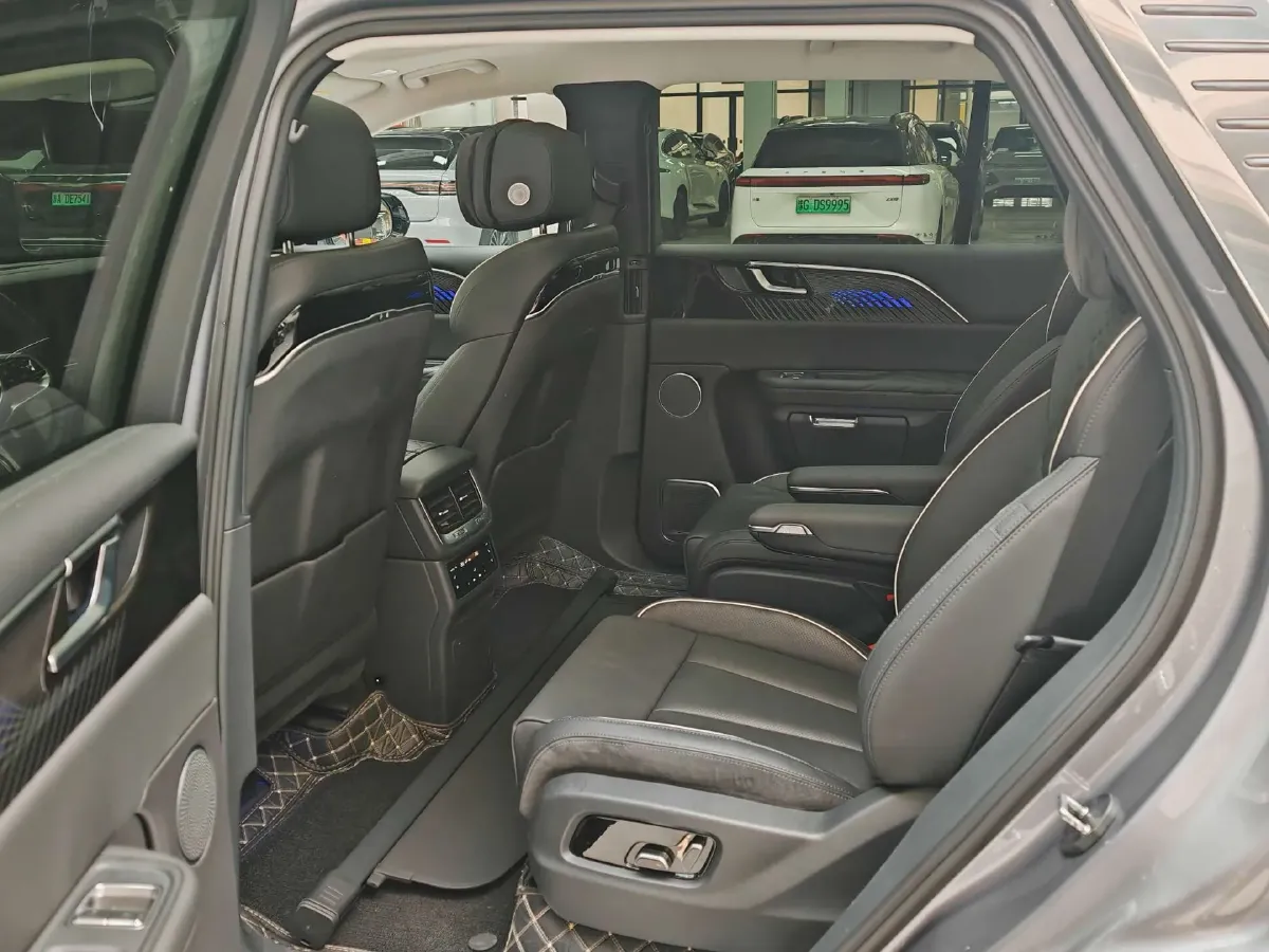 2022 HongQi E-HS9 BEV 120KWH,autocango,china used car exporter,china ev exporter,chinese used car exporter,chinese used ev exporter