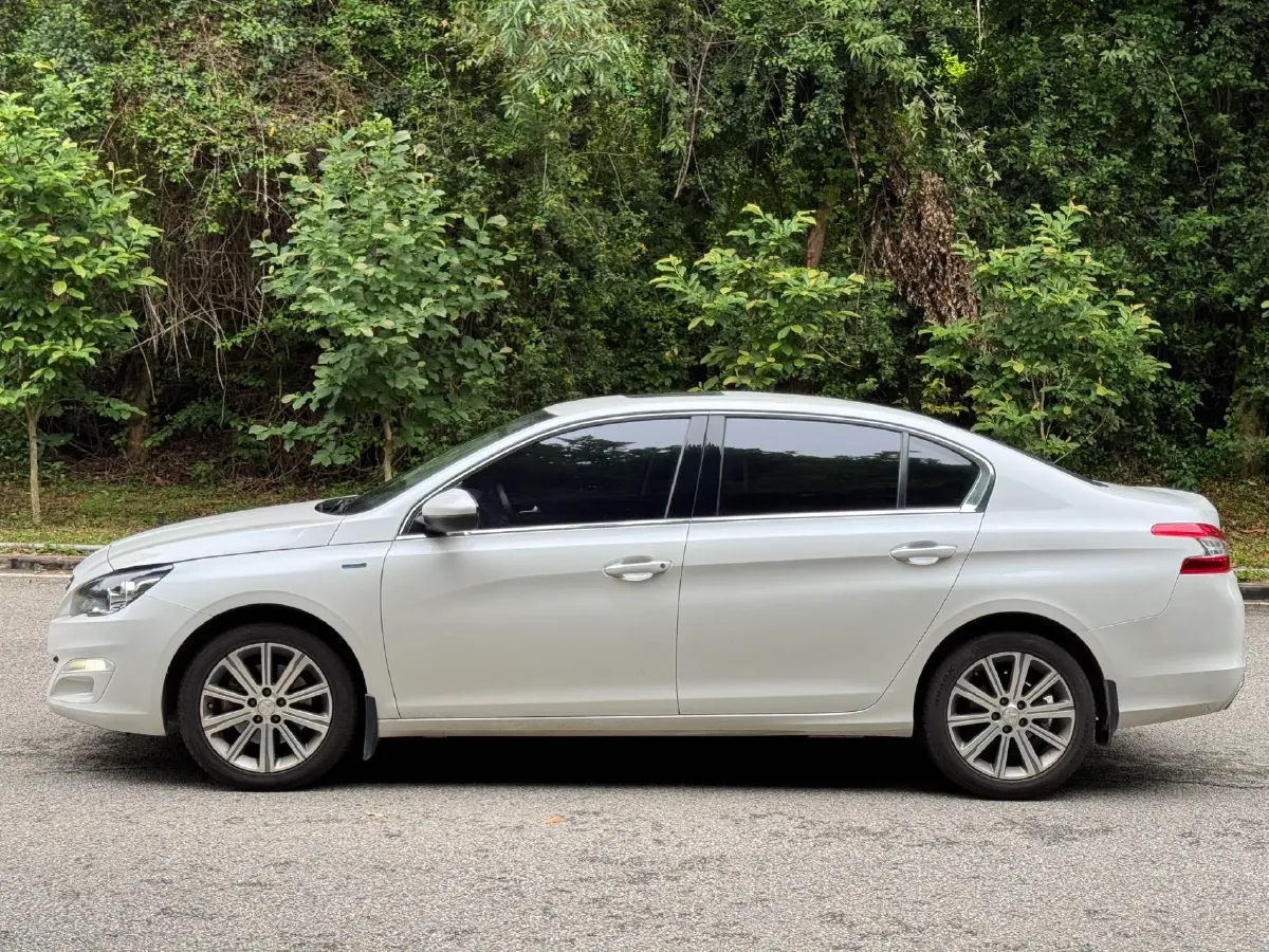 2018 Peugeot 408 1.6T 167HP L4 6AT,autocango,china used car exporter,china ev exporter,chinese used car exporter,chinese used ev exporter