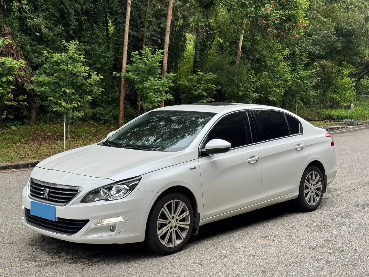 2018 Peugeot 408 1.6T 167HP L4 6AT,autocango,china used car exporter,china ev exporter,chinese used car exporter,chinese used ev exporter