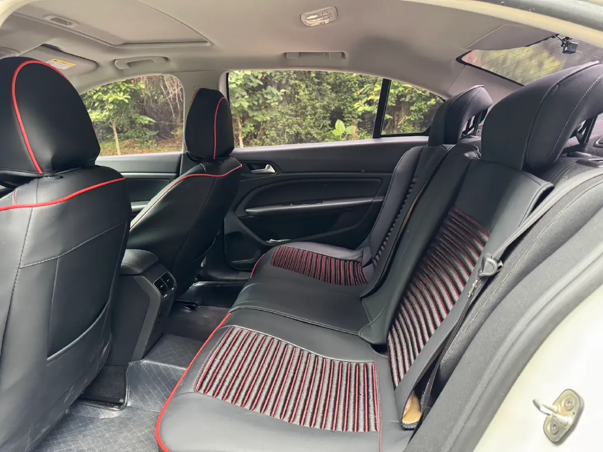 2018 Peugeot 408 1.6T 167HP L4 6AT,autocango,china used car exporter,china ev exporter,chinese used car exporter,chinese used ev exporter