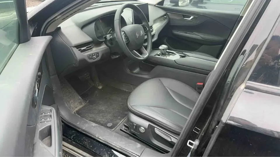 2022 HongQi E-QM5 BEV 54KWH,autocango,china used car exporter,china ev exporter,chinese used car exporter,chinese used ev exporter