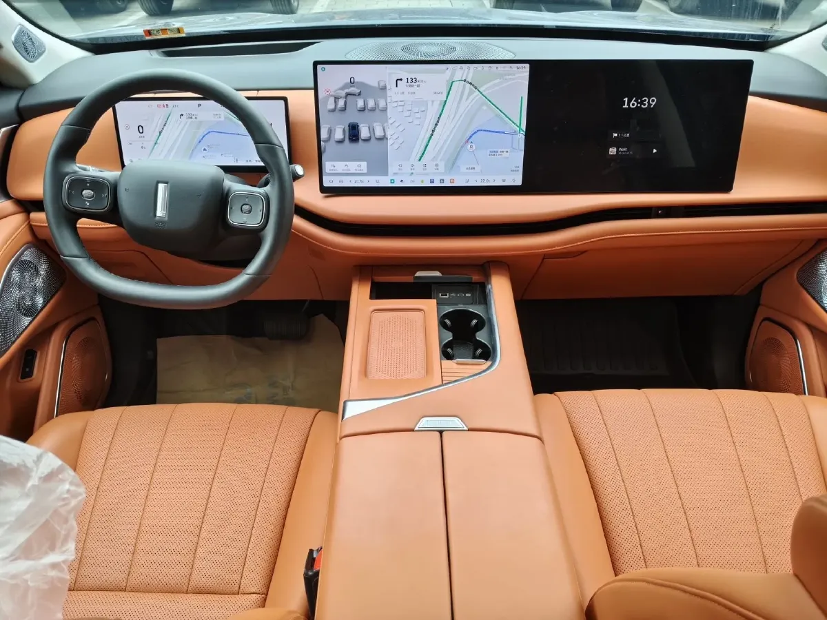 2025 WEY BlueMountain 1.5T 170HP L4 4DHT PHEV 44.5KWH,autocango,china used car exporter,china ev exporter,chinese used car exporter,chinese used ev exporter