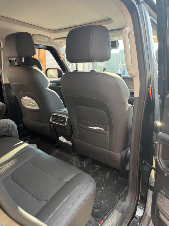 2023 Jetour Traveller 2.0T 254HP L4 7DCT,autocango,china used car exporter,china ev exporter,chinese used car exporter,chinese used ev exporter