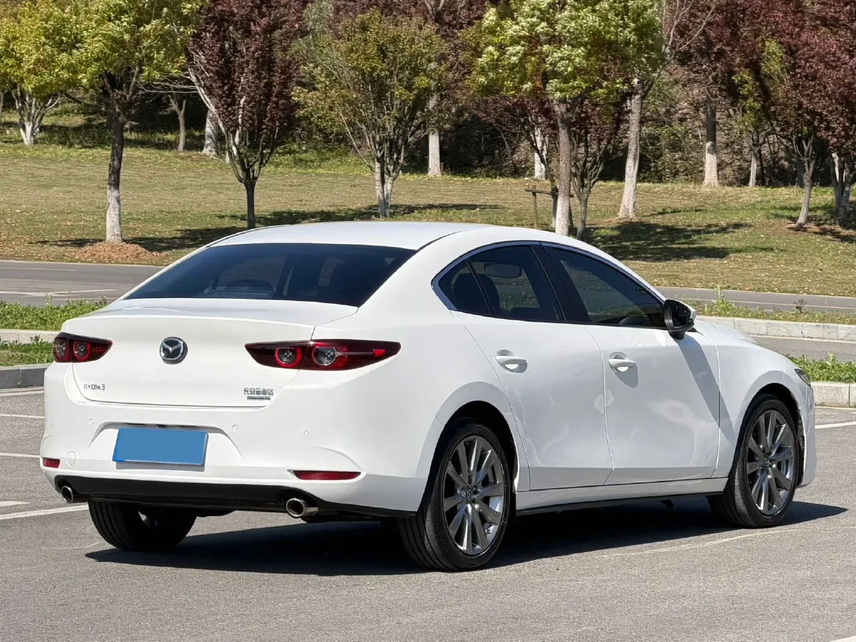 2021 Mazda 3 Axela 2.0L 158HP L4 6AT,autocango,china used car exporter,china ev exporter,chinese used car exporter,chinese used ev exporter