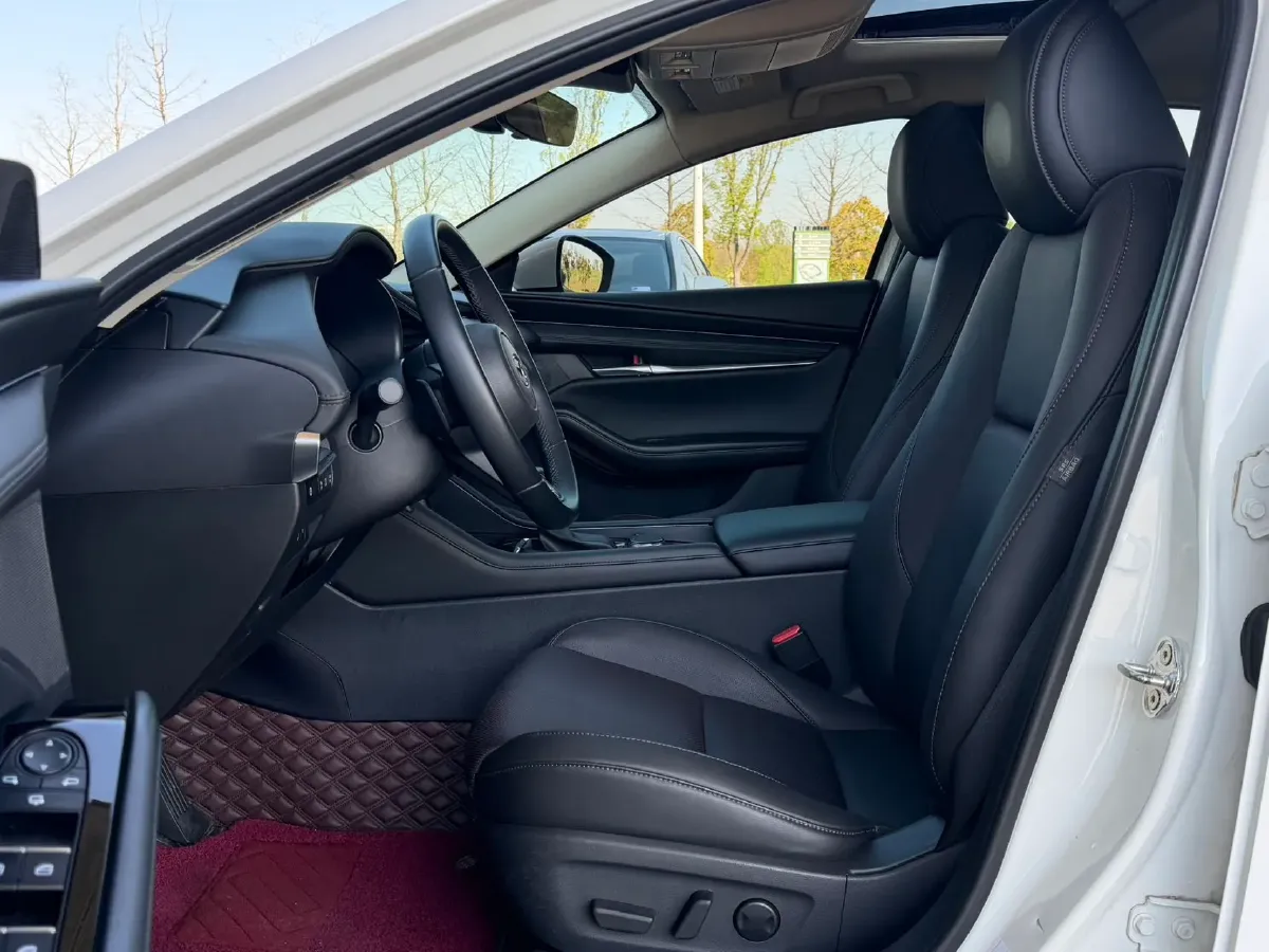 2021 Mazda 3 Axela 2.0L 158HP L4 6AT,autocango,china used car exporter,china ev exporter,chinese used car exporter,chinese used ev exporter