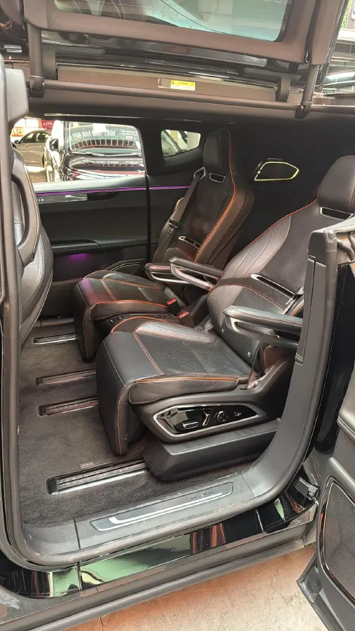 2022 HiPhi X BEV 97KWH,autocango,china used car exporter,china ev exporter,chinese used car exporter,chinese used ev exporter