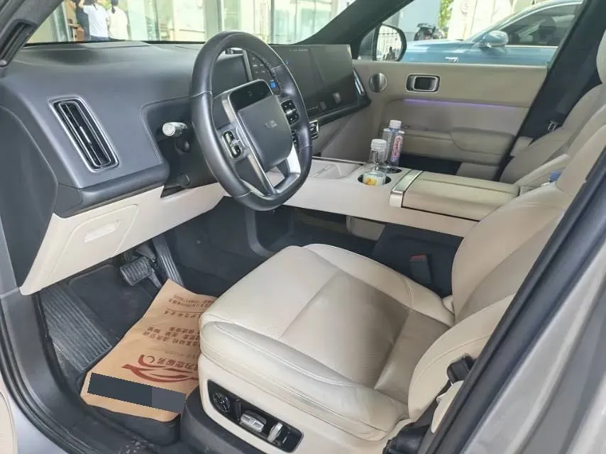 2023 Li L8 Range Extended 154HP REEV 40.9KWH,autocango,china used car exporter,china ev exporter,chinese used car exporter,chinese used ev exporter