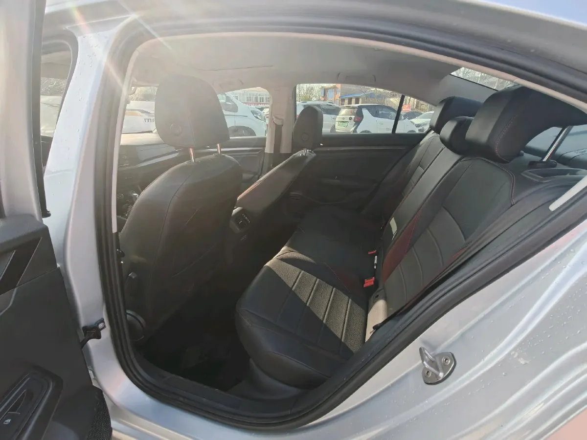 2020 Volkswagen Bora 1.5L 113HP L4 6AT,autocango,china used car exporter,china ev exporter,chinese used car exporter,chinese used ev exporter
