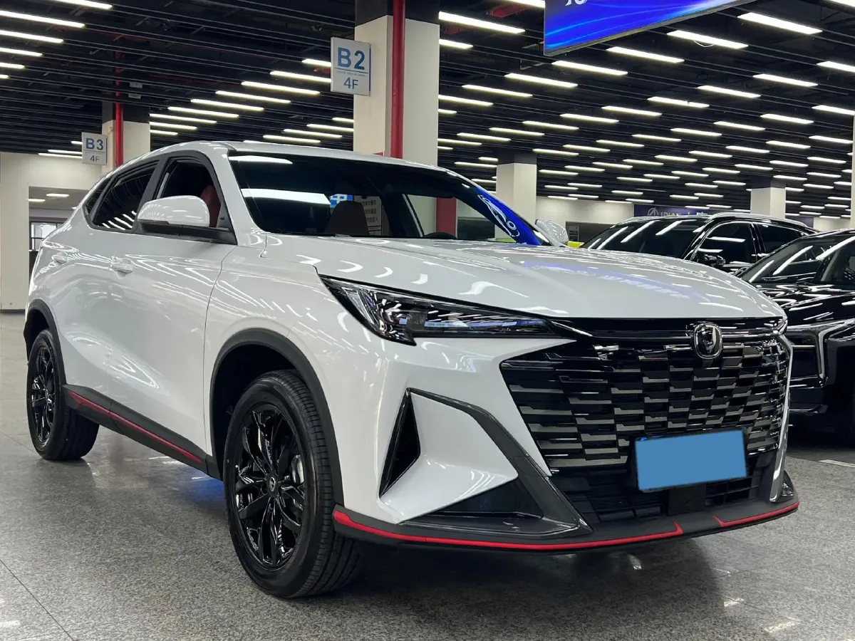 2026 ChangAn X5 PLUS 1.5T 192HP L4 7DCT,autocango,china used car exporter,china ev exporter,chinese used car exporter,chinese used ev exporter