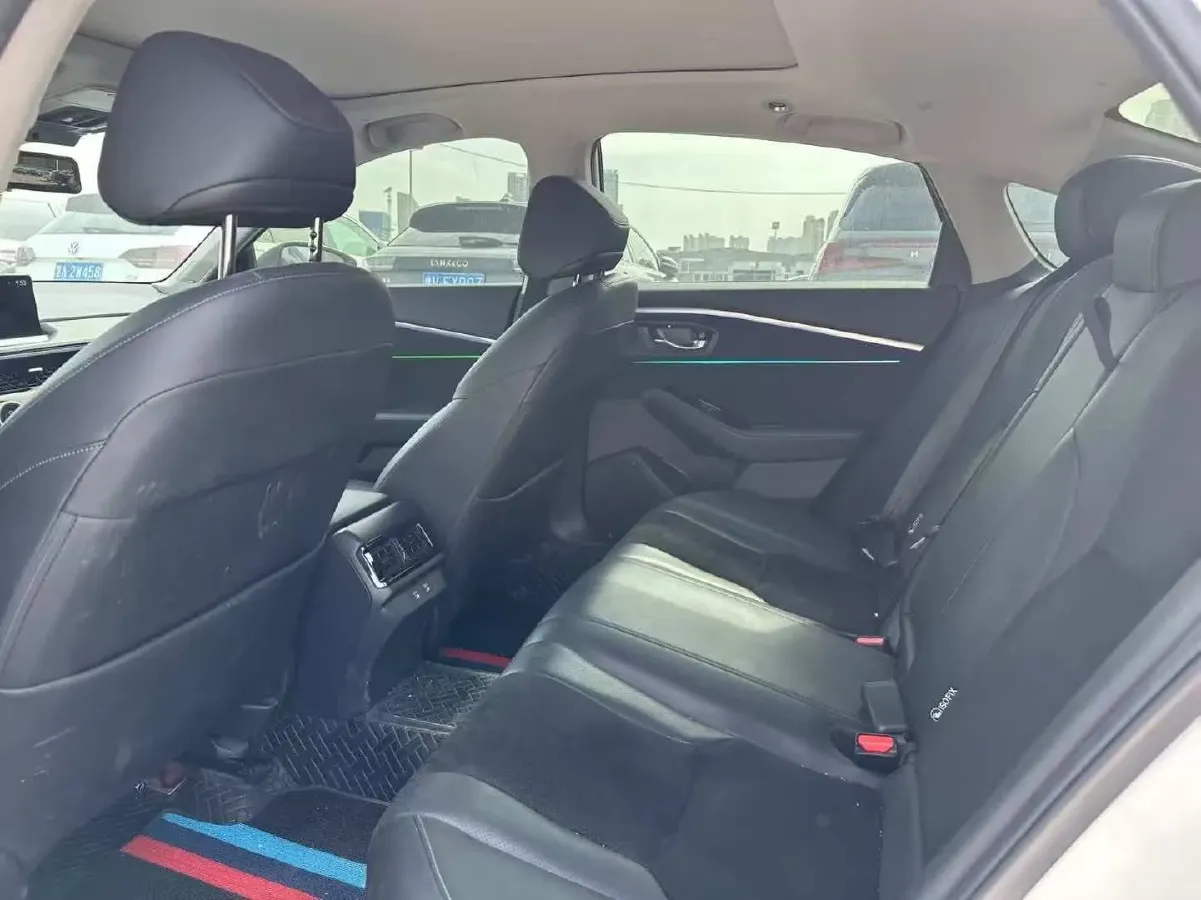 2023 Honda Accord 2.0L 148HP L4 E-CVT PHEV 17.7KWH,autocango,china used car exporter,china ev exporter,chinese used car exporter,chinese used ev exporter