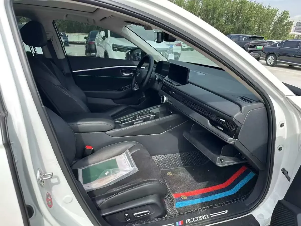 2023 Honda Accord 2.0L 148HP L4 E-CVT PHEV 17.7KWH,autocango,china used car exporter,china ev exporter,chinese used car exporter,chinese used ev exporter