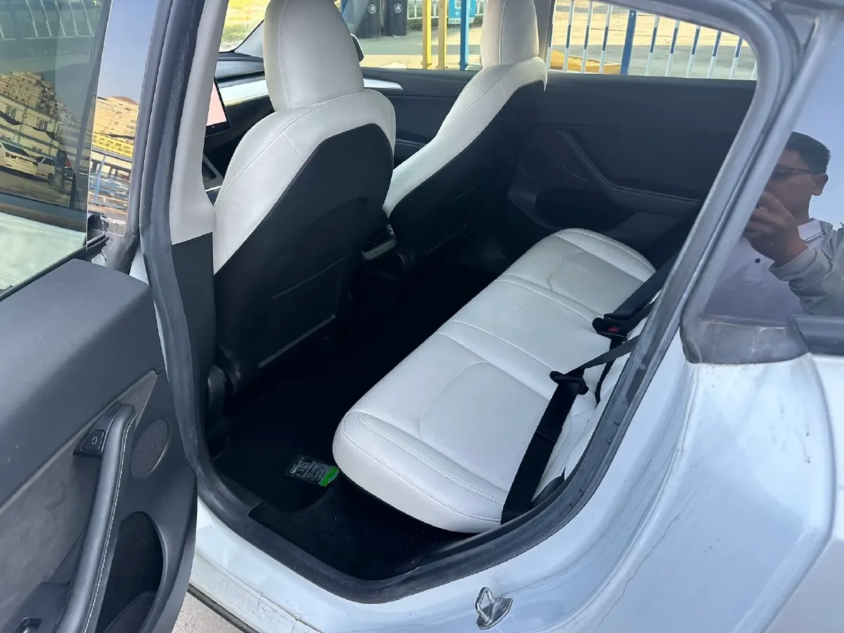 2022 Tesla Model Y BEV 60KWH,autocango,china used car exporter,china ev exporter,chinese used car exporter,chinese used ev exporter