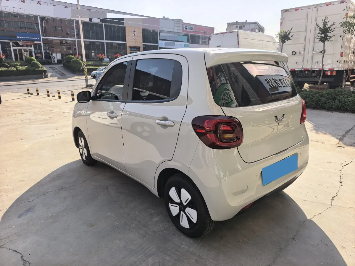 2025 WuLing HongGuang MINI EV BEV 16.2KWH,autocango,china used car exporter,china ev exporter,chinese used car exporter,chinese used ev exporter