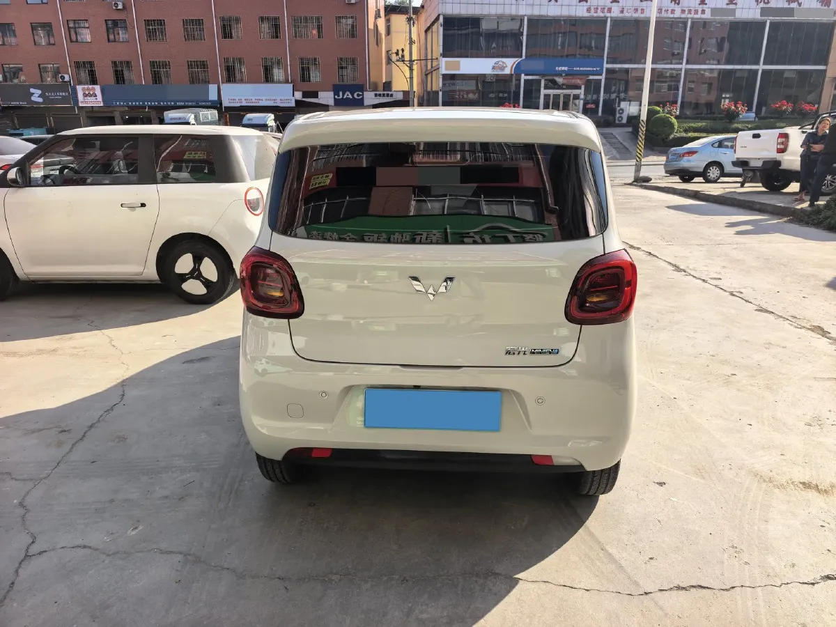 2025 WuLing HongGuang MINI EV BEV 16.2KWH,autocango,china used car exporter,china ev exporter,chinese used car exporter,chinese used ev exporter