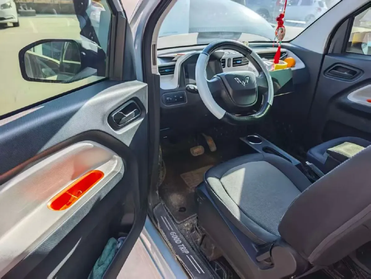 2020 WuLing HongGuang MINI EV BEV 9.3KWH,autocango,china used car exporter,china ev exporter,chinese used car exporter,chinese used ev exporter