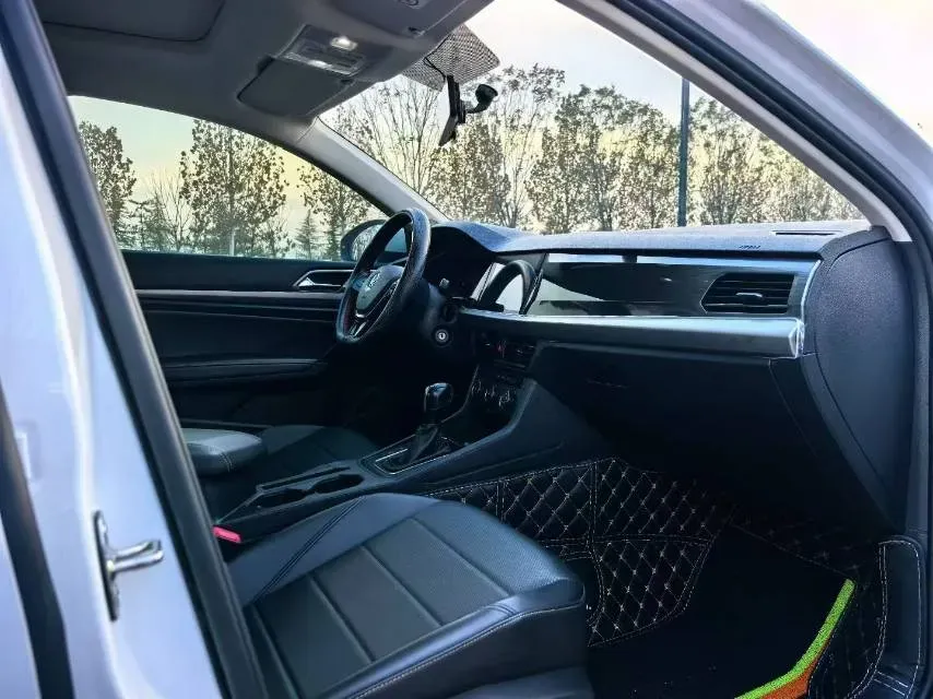2019 Volkswagen Lavida 1.5L 113HP L4 6AT,autocango,china used car exporter,china ev exporter,chinese used car exporter,chinese used ev exporter
