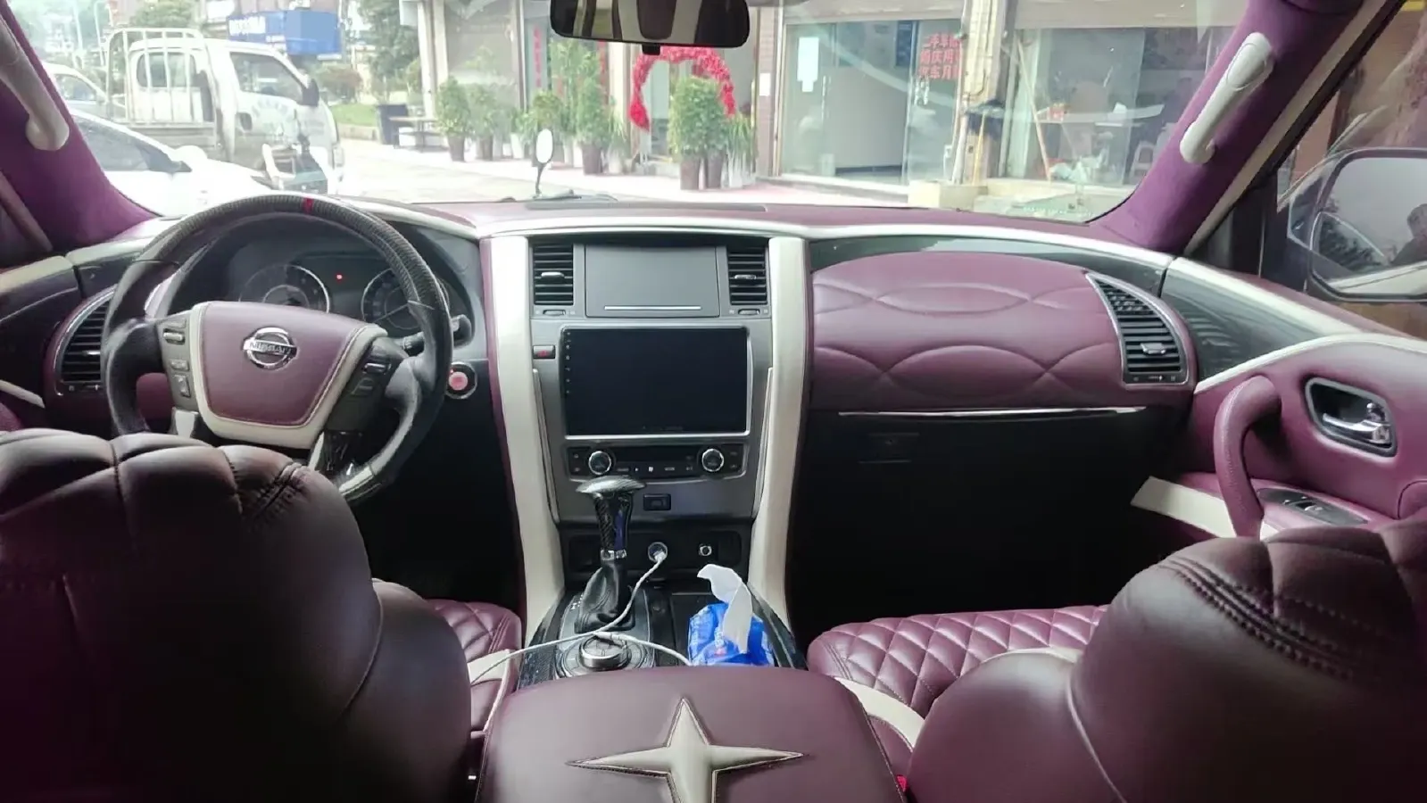 2018 Nissan Patrol 4.0L 279HP V6 7AT,autocango,china used car exporter,china ev exporter,chinese used car exporter,chinese used ev exporter