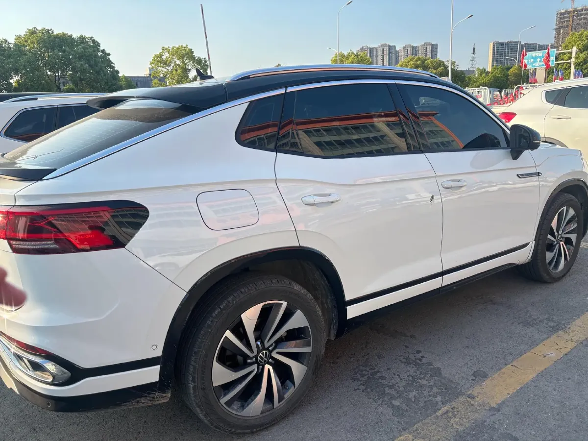 2020 Volkswagen Tayron X 2.0T 186HP L4 7DCT,autocango,china used car exporter,china ev exporter,chinese used car exporter,chinese used ev exporter