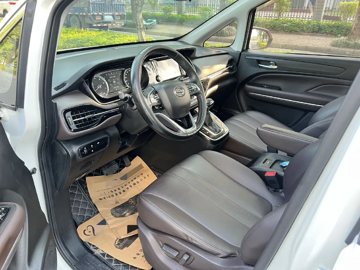2021 GAC Trumpchi M6 1.5T 169HP L4 7DCT,autocango,china used car exporter,china ev exporter,chinese used car exporter,chinese used ev exporter