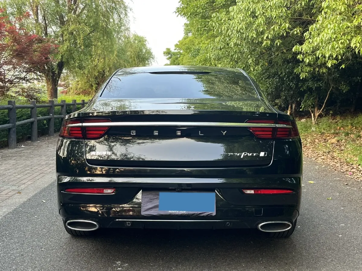2025 Geely Preface 1.5T 181HP L4 7DCT,autocango,china used car exporter,china ev exporter,chinese used car exporter,chinese used ev exporter